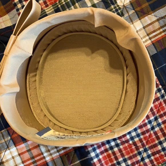 Vintage Mr. John Classic pillbox hat with bow - Picture 7 of 8